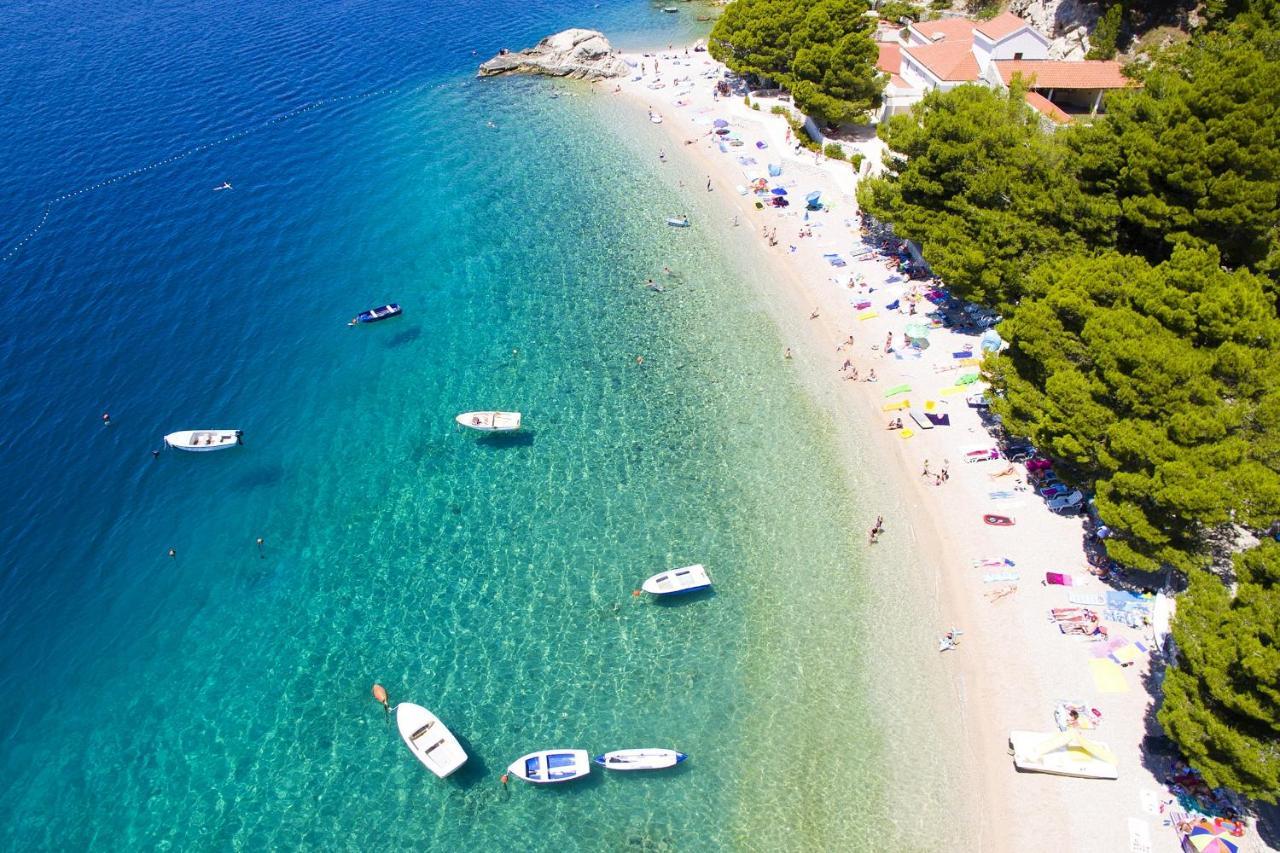 Apartments With A Parking Space Brela, Makarska - 789 Exterior foto